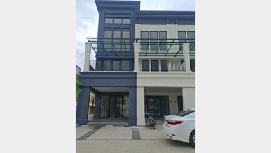 Disewakan Ruko The Hudson Gandeng 3 Lantai Hook di Gading Serpong, Tangerang