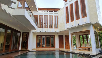 Rumah Area Premium Pondok Indah, Jakarta Selatan - Harga Terbaik 22 Miliar