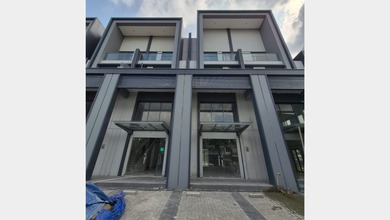 Ruko 3,5 Lantai Hudson Studio Loft Manhattan District Paramount Serpong, Tangerang