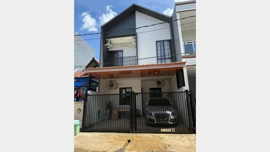 Jual Rumah Strategis di Serpong Regency Melati Mas, Tangerang Selatan - LT 72m²