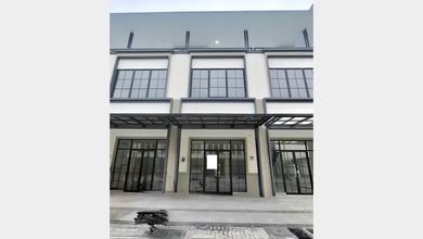 Disewakan Ruko The Hudson 2 Lantai + Dak di Gading Serpong, Tangerang