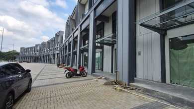 Ruko Hudson Studio Loft Hadap Jalan Raya di Gading Serpong Tangerang