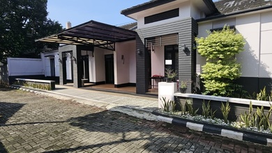 Hunian Mewah di Kebagusan, Jakarta Selatan, 5 Kamar Tidur, LT 346m²