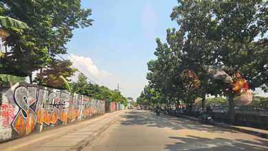 Dijual Gudang Tua Pinggir Jalan - Akses Container 40' di Kapuk Raya, Jakarta Utara