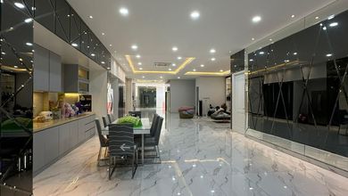 Dijual Ruko Sambung Gajah Mada Jakarta Pusat Baru Renovasi