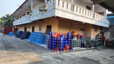 Penawaran Eksklusif, rumah Mewah di Duren Sawit, Jakarta Timur, LB 675m²