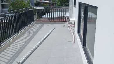 Rumah Kost + Rumah Toko 3 Lantai SHM Kelapa Gading 