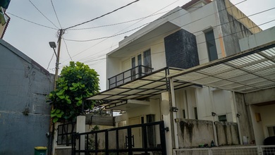 Kesempatan Rumah di Jagakarsa, Jakarta Selatan, LB 130m², Harga 1,6 Miliar