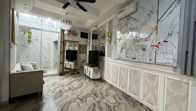 Rumah Mewah di Kawasan Jagakarsa, Jakarta Selatan, LB 225m², Harga 3,9 Miliar