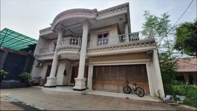 Hunian Elegan di Ciracas, Jakarta Timur, 5 Kamar Tidur, LT 375m²