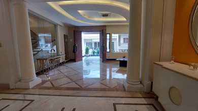 Rumah Elegan di Pluit, Jakarta Utara, 4 Kamar Tidur, LT 200m²