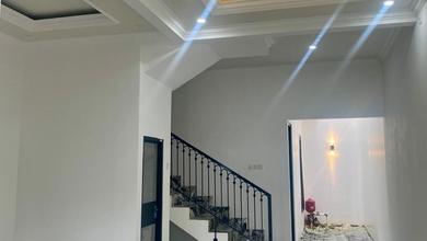 Rumah Dijual di Jatinegara, Jakarta Timur, LB 175m², Harga Kompetitif!