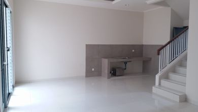 Disewakan Rumah Terjangkau di Alam Sutera, Tangerang, LT 119m²
