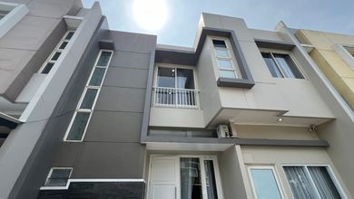 For Sale rumah Eksklusif di Gading Serpong The Spring, Tangerang - LT 136m²