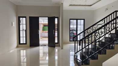 Dijual rumah Premium di Pondok Bambu, Jakarta Timur - LT 126m²