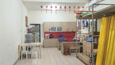 Ruko 4 Lantai Jalan Cengkeh Jakarta Barat Cocok Untuk Bisnis Kost
