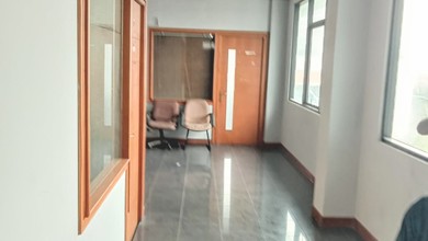 Gedung Multiguna 4 1/2 Lantai Cocok untuk Hotel / Kost Exclusive / Kantor Pusat Dekat Binus Anggrek Kemanggisan