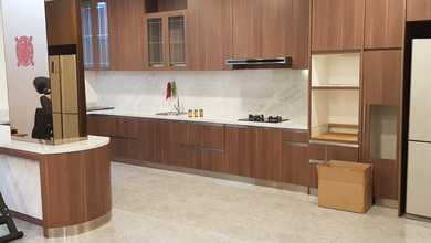 For Sale rumah Eksklusif di Kebon Jeruk, Jakarta Barat - LT 300m²