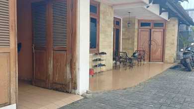 Rumah Area Luxury Joglo, Jakarta Barat - Harga Terbaik 10 Miliar