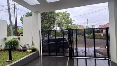 Penawaran Langka, rumah Mewah di Villa Melati Mas, Tangerang Selatan, LB 150m²