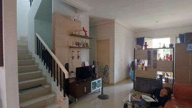 Rumah Siap Huni di Area Suvarna Sutera, Tangerang, LT 160m²