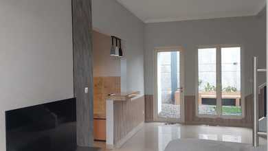 Kesempatan Rumah di Suvarna Sutera, Tangerang, LB 120m², Harga 1,67 Miliar