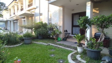 Jual Rumah Strategis di Suvarna Sutera, Tangerang - LT 160m²