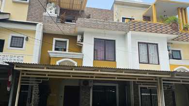 Kesempatan Rumah di Periuk, Tangerang, LB 270m², Harga 2 Miliar