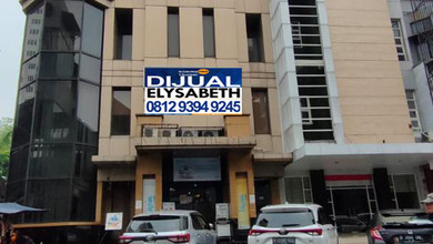 Dijual Harga Njop, Ruko 3 Lt, 623 M2, Stategis, Boulevar Kelapa Gading