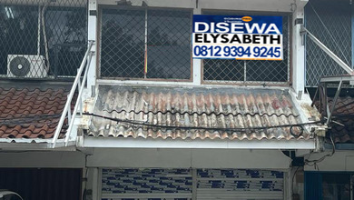 Disewakan Cepat Ruko 2 Lt, Lokasi Strategis, Cocok Untuk Usaha