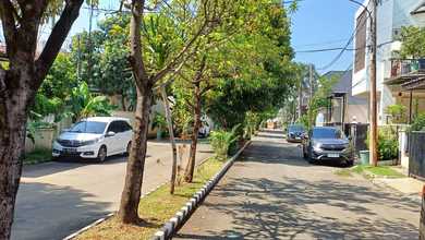 Jual Rumah Megah Luas 102 m2 Kawasan Serpong Regency Melati Mas, Tangerang Selatan