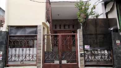 Jual Butuh Rumah Kost Baru 2Lt 8 Kamar di Dekat Menteng Jakpus