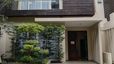 Jual Rumah Siap Huni area Kemang, Jakarta Selatan, LT 135 m2