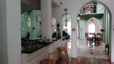 Disewa Rumah 2lt Cocok Kantor Dan Hunian Luas 600m2 di Menteng 