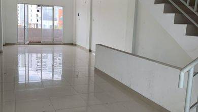 Disewakan ruko 2lt luas 500m2 pinggir jl raya Ciputat tangerang