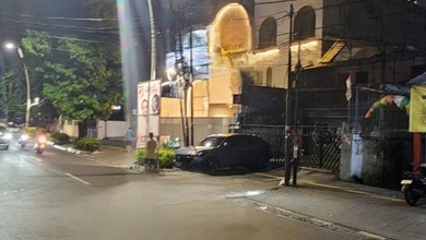 Jual cepat rumah cocok gudang luas 1000m2 di pinggir jl raya Menteng jakpus