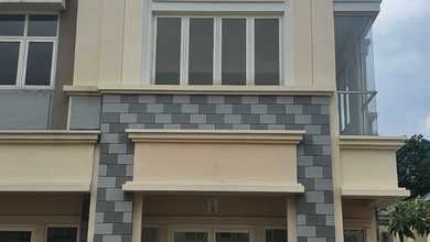 Ruko Hoek Strategis, Siap Dipakai Untuk Usaha di De Savia di Bsd Harga Turun Bisa Nego .lagi