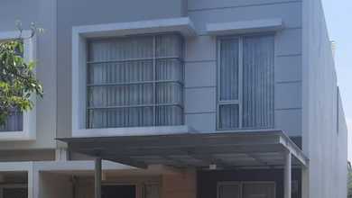 Penawaran Langka, rumah Mewah di Golf Island, Jakarta Utara, LB 120m²