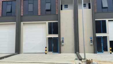 Di Sewa Gudang Bizpark Pik2. 