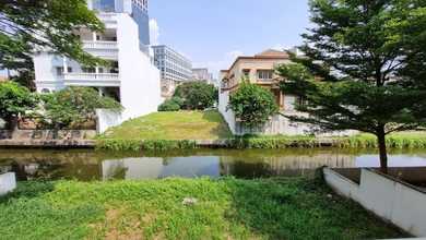 Disewakan Rumah Murah di Pantai Indah Kapuk, Jakarta Utara, LT 450m²