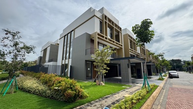Rumah Prestisius di Kawasan BSD, Tangerang Selatan, LB 480m², Harga 17 Miliar