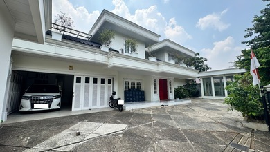 Rumah Elegan di Cilandak, Jakarta Selatan, 6 KT, LT 982m²