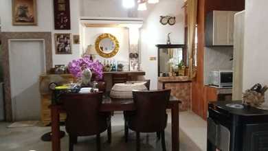 Rumah Dijual di Karawaci, Tangerang, LB 200m², Harga Terbaik!