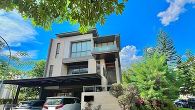 Kesempatan Eksklusif, rumah Prestisius di BSD, Tangerang Selatan, LB 450m²