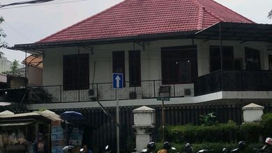 Jual Ruko Luas  Siap Dipakai Menghadap Jalan Raya