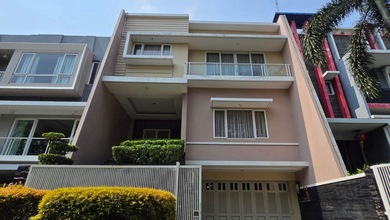 Jual Cepat Rumah Mewah di Penjaringan, Jakarta Utara, LT 200 m2