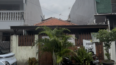 Rumah Dijual di Johar Baru, Jakarta Pusat, LB 177m², Harga Terbaik!