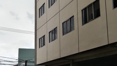 Dijual kantor/bengkel di curug, tangerang