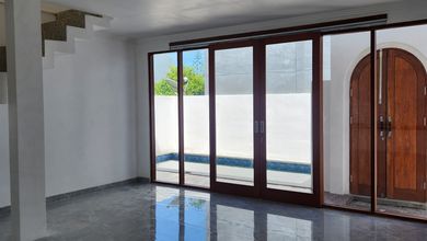 Dijual Brand New luxury villa di Canggu Bali