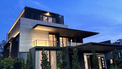 Hunian Elegan di BSD, Tangerang Selatan, 5 Kamar Tidur, LT 726m²